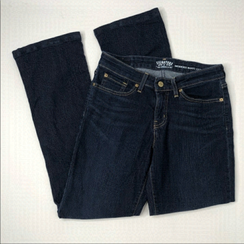 𝅺SIGNATURE by Levi Strauss & Co. Modern Bootcut Dark Blue Mid-rise Jeans Pants